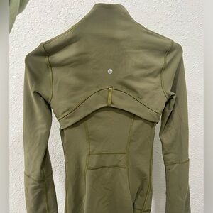 Lululemon Define Jacket in Green Size 0